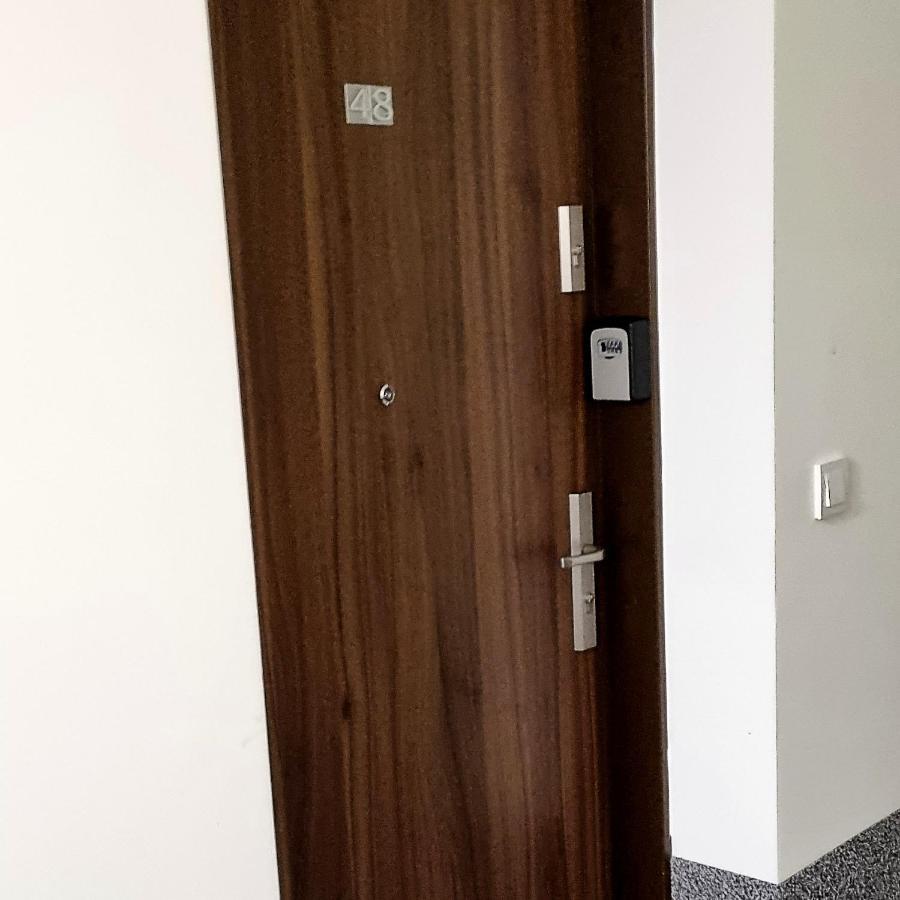 Apple Apartments - Wroblewskiego Prywatne Miejsce Parkingowe Łódź Eksteriør bilde